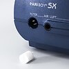Сменный воздушный фильтр и место подключения воздуховодной трубки компрессорного небулайзера Pari BOY SX